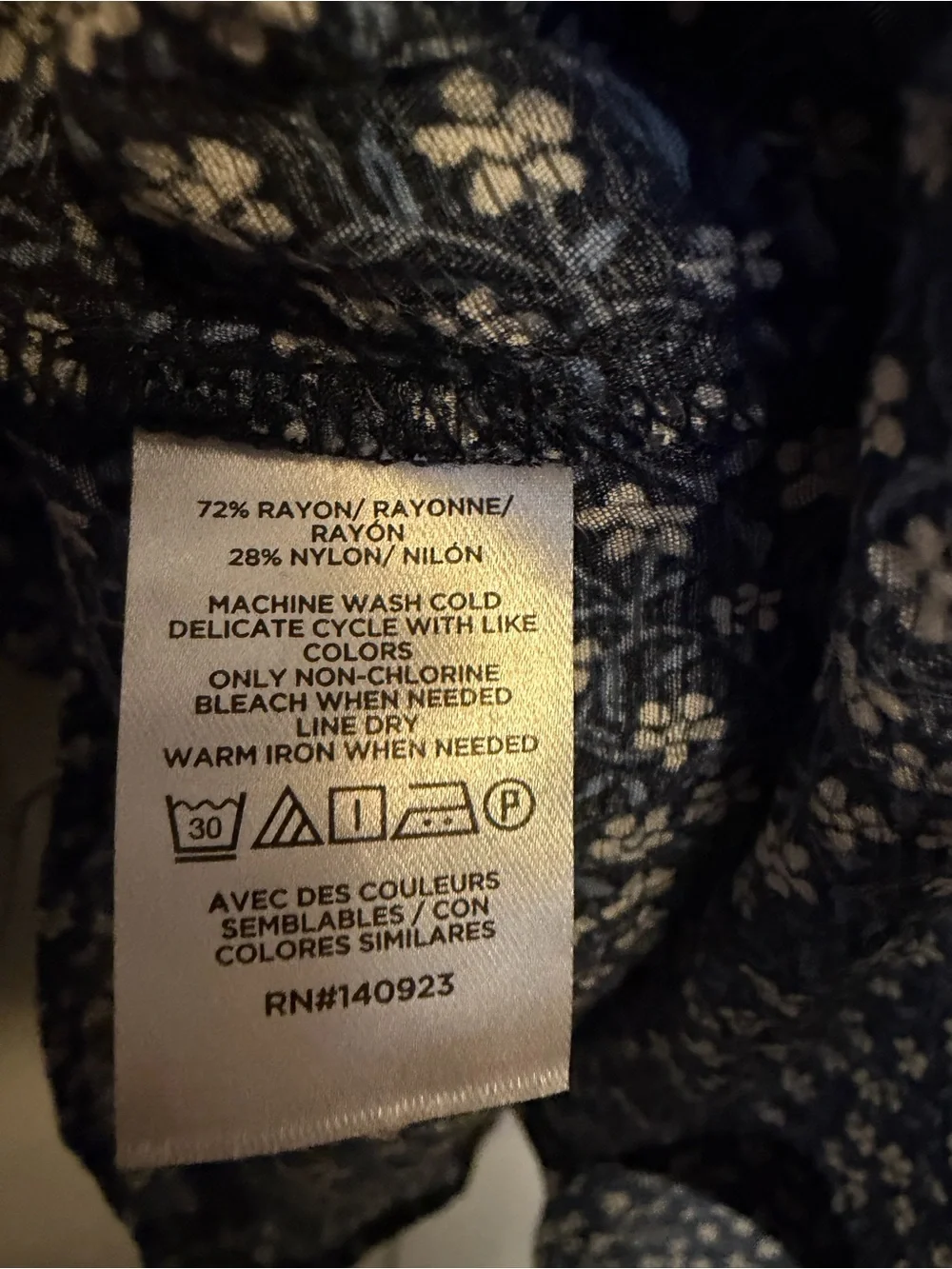 LOFT blue & white ditsy floral print Button blouse long puff sleeve xL cotton